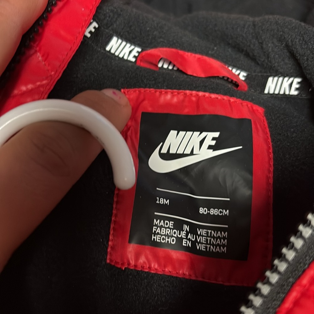 Nike jacket - Picture 5 of 5